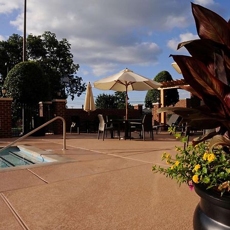 Hampton Inn&Suites Nashville-Vanderbilt-Elliston Place Extérieur photo