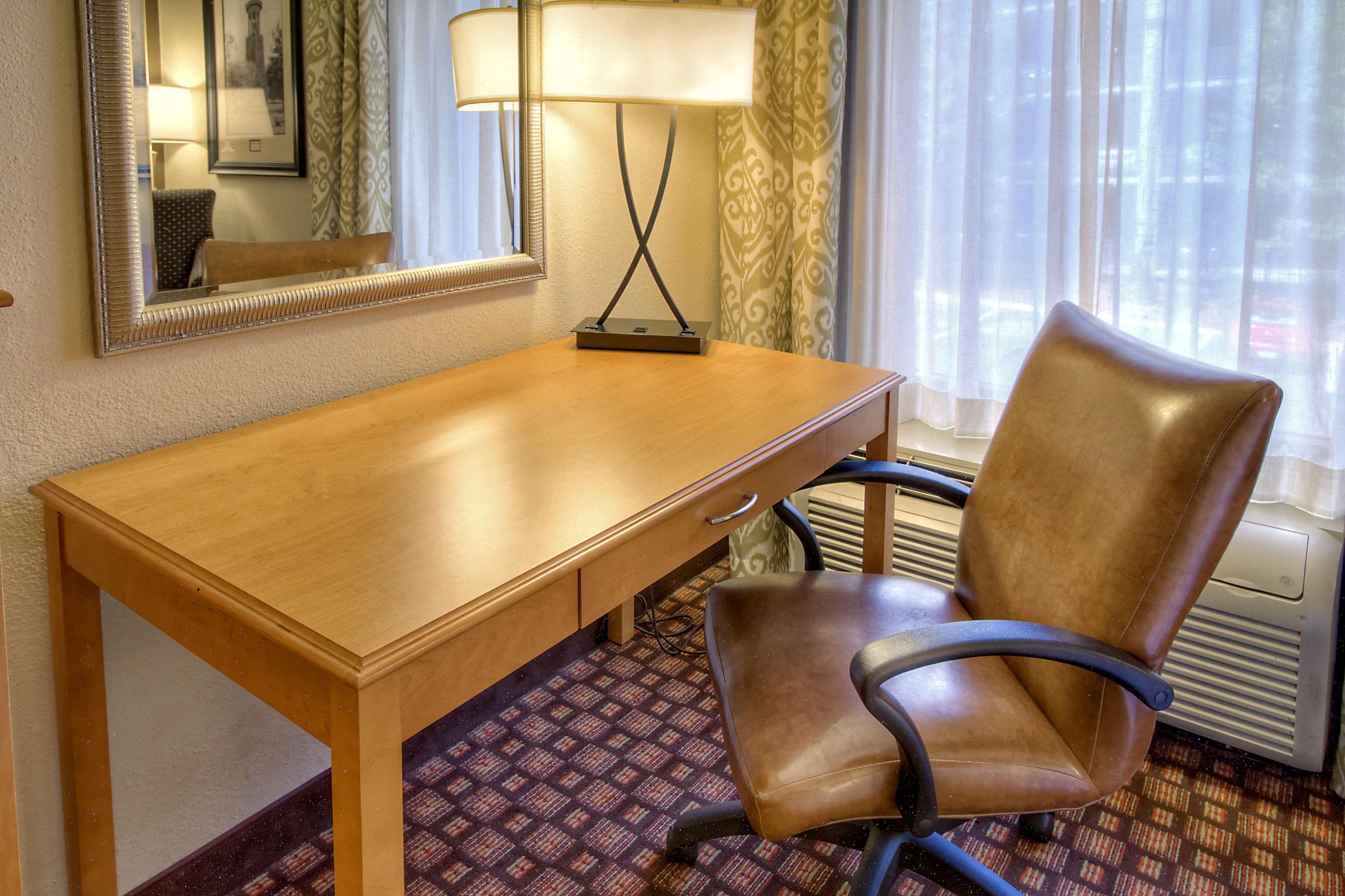 Hampton Inn&Suites Nashville-Vanderbilt-Elliston Place Extérieur photo